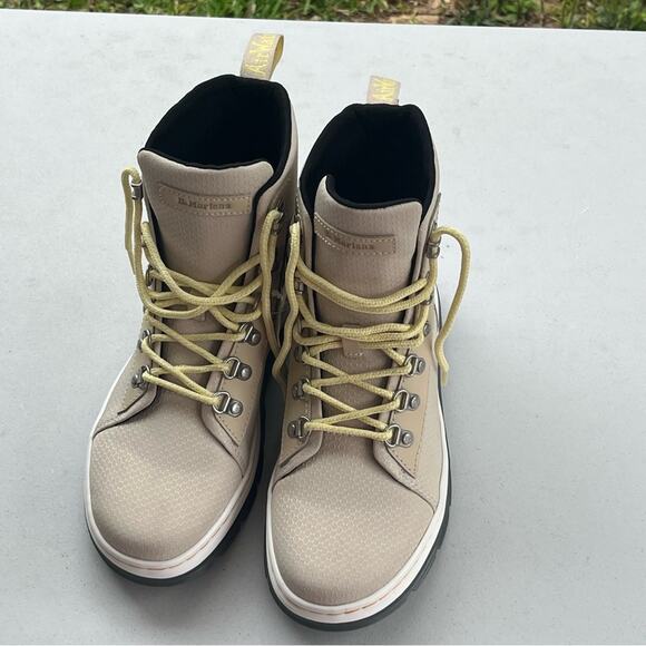 Dr. Martens COMBS WOMEN POLY & LEATHER CASUAL BOOTS SZ 9 - Picture 5 of 7